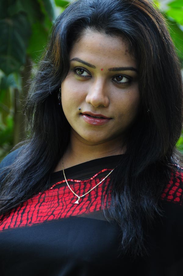 Jyothi - Gentleman - Photos - 37 / 60 photos