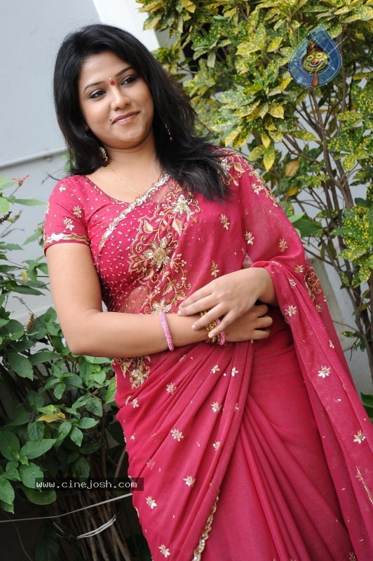 Jyothi Gallery - 24 / 34 photos