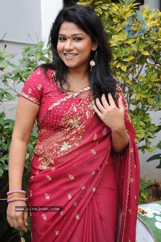 Jyothi Gallery - 27 / 34 photos