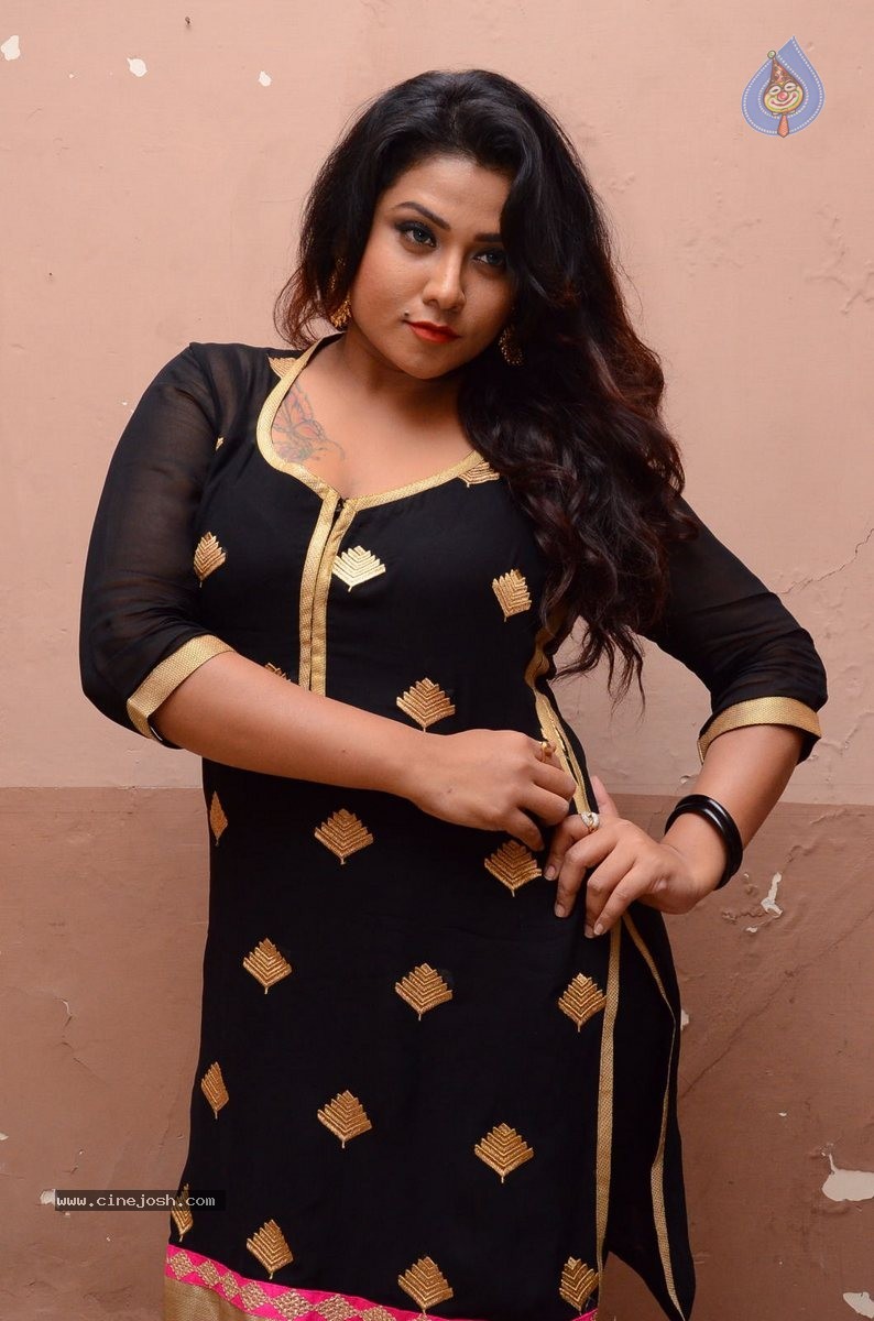 Jyothi Latest Photos - 33 / 54 photos