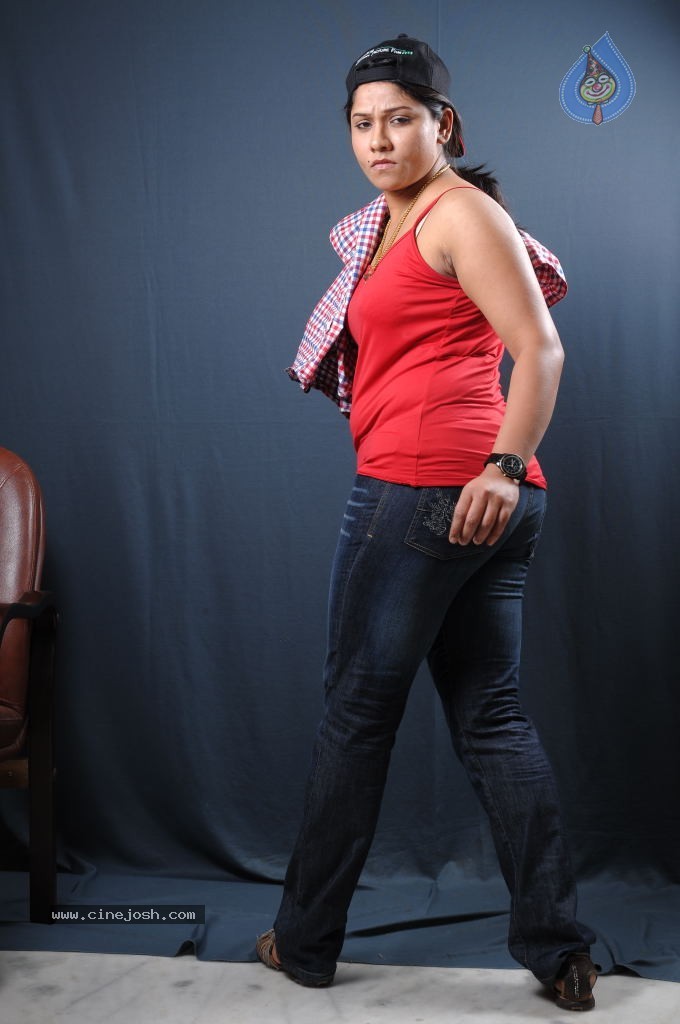 Jyothi New Stills - 65 / 111 photos