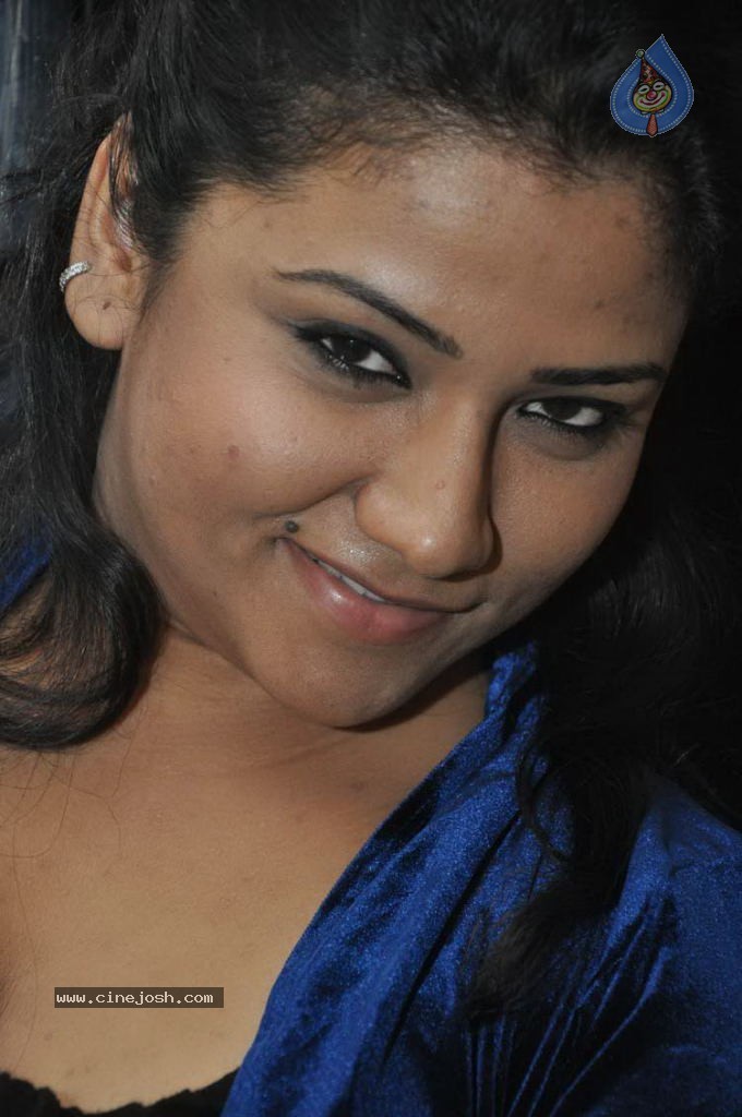 Jyothi New Stills - 3 / 47 photos