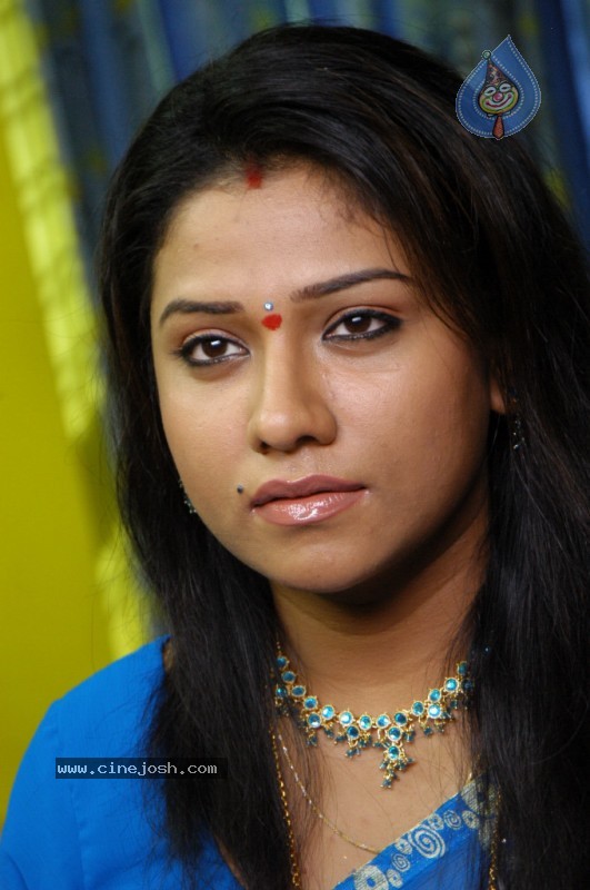 Jyothy Stills  - 4 / 47 photos