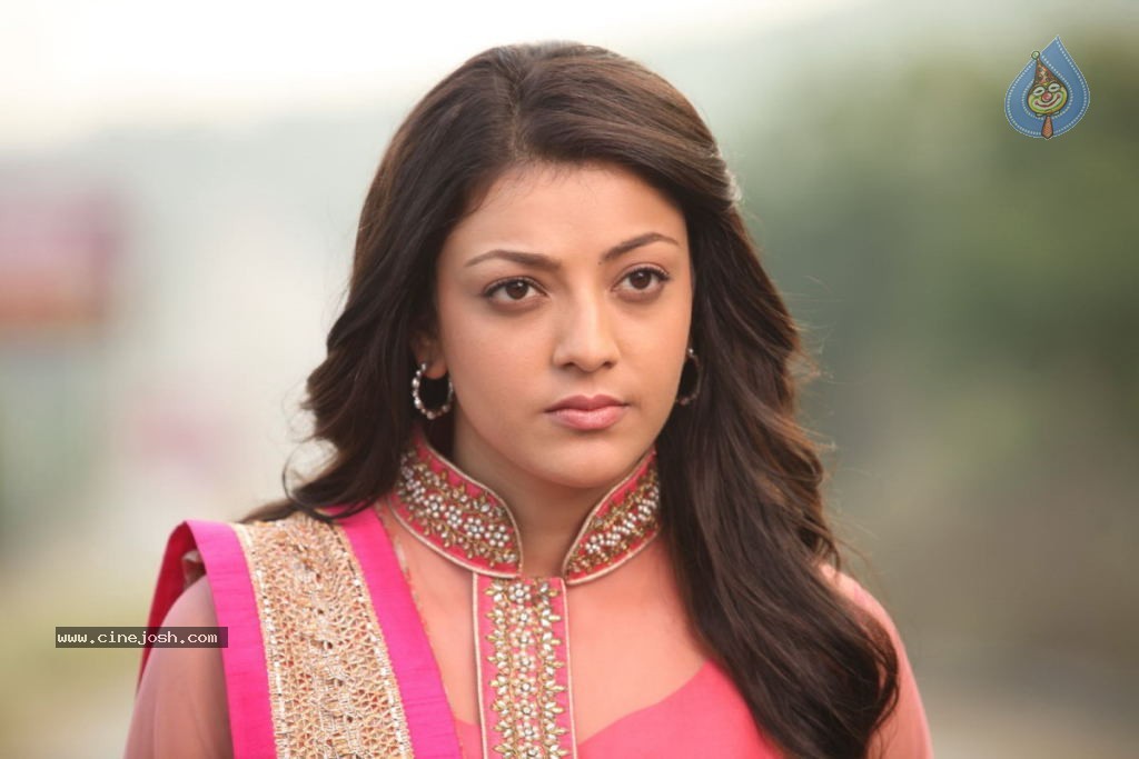 Kajal Agarwal Stills - 37 / 44 photos