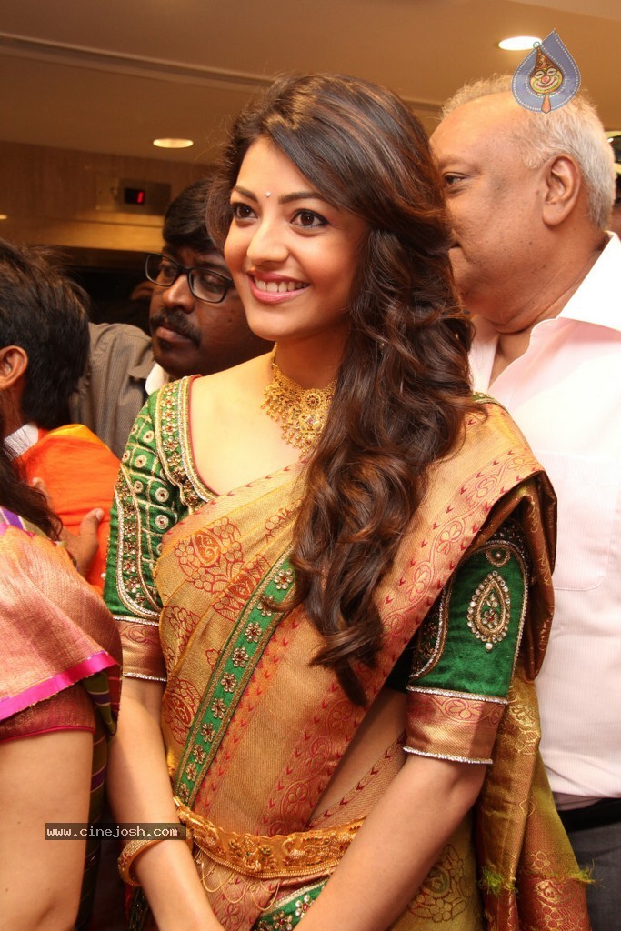 Kajal Latest Stills - 22 / 152 photos