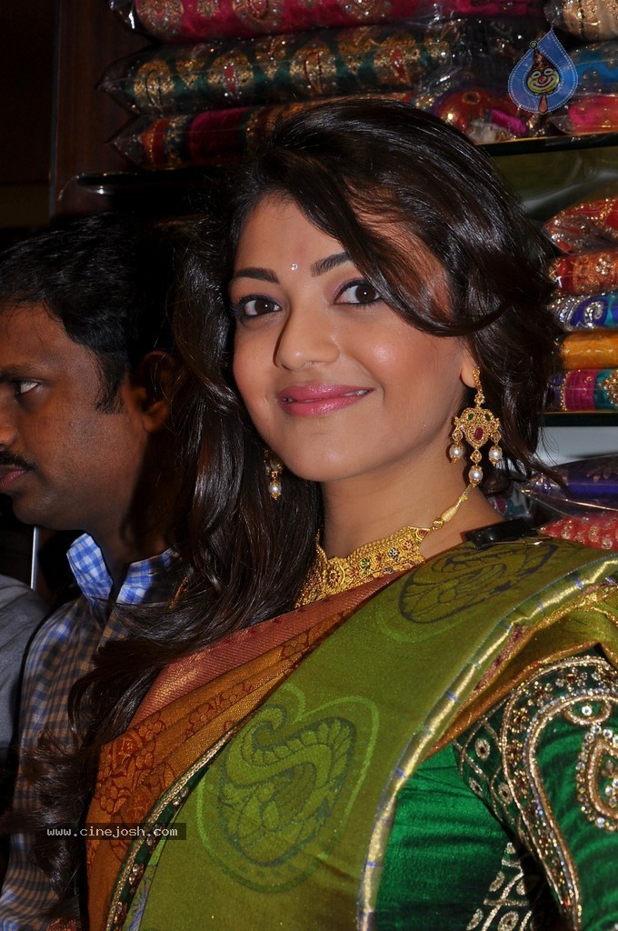 Kajal Latest Stills - 38 / 152 photos