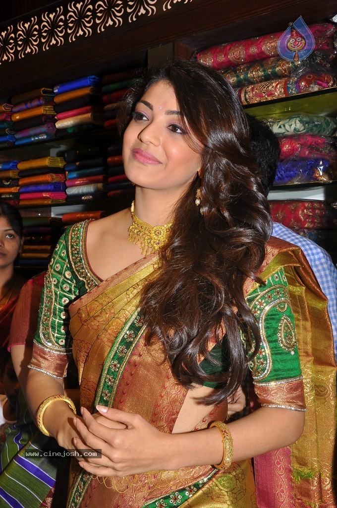 Kajal Latest Stills - 40 / 152 photos