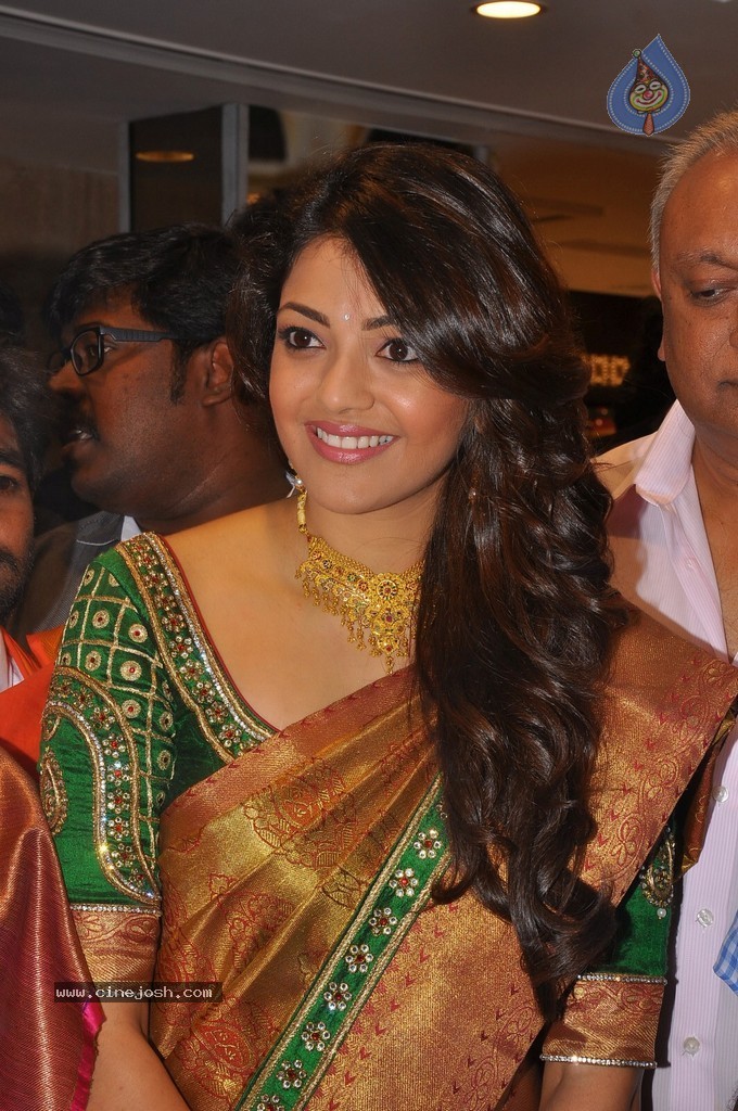 Kajal Latest Stills - 64 / 152 photos