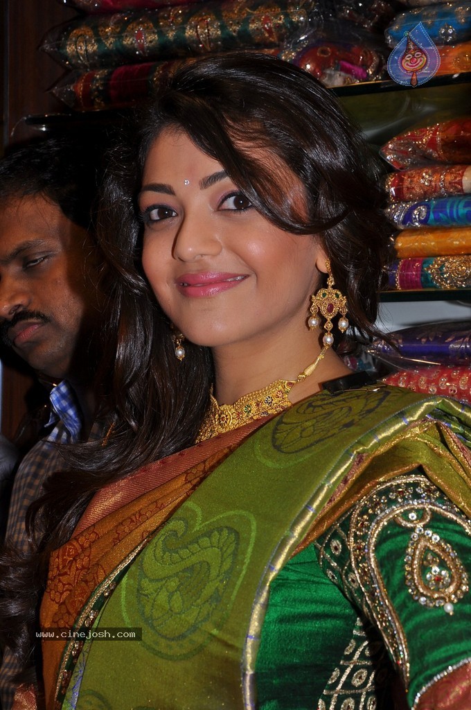 Kajal Latest Stills - 73 / 152 photos