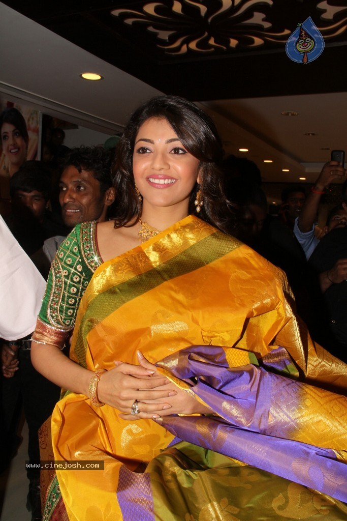 Kajal Latest Stills - 107 / 152 photos