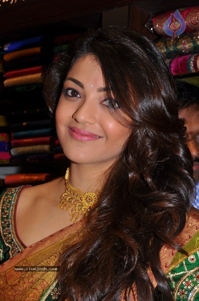 Kajal Latest Stills - 136 / 152 photos