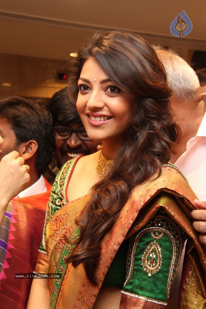 Kajal Latest Stills - 143 / 152 photos