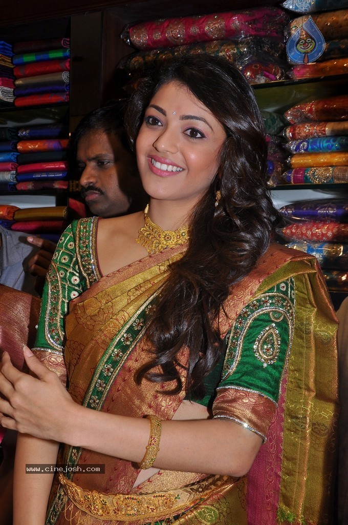 Kajal Latest Stills - 151 / 152 photos