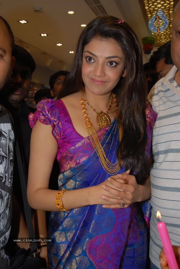 Kajal Latest Stills - 22 / 37 photos