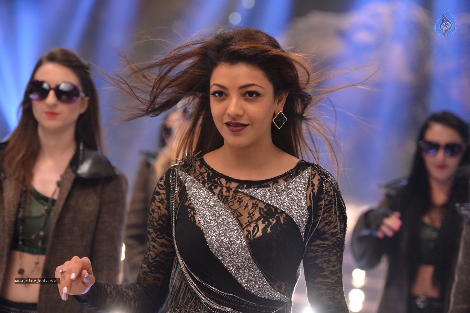 Kajal New Stills - 2 / 12 photos