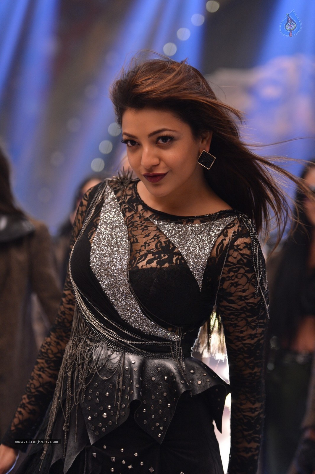 Kajal New Stills - 9 / 12 photos