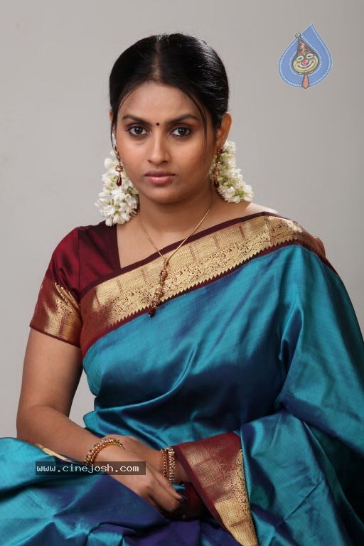 Kalyani Gallery - 48 / 59 photos