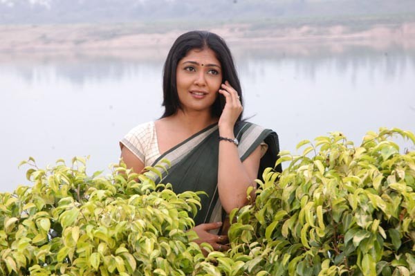 Kamalinee Mukherjee - 88 / 245 photos