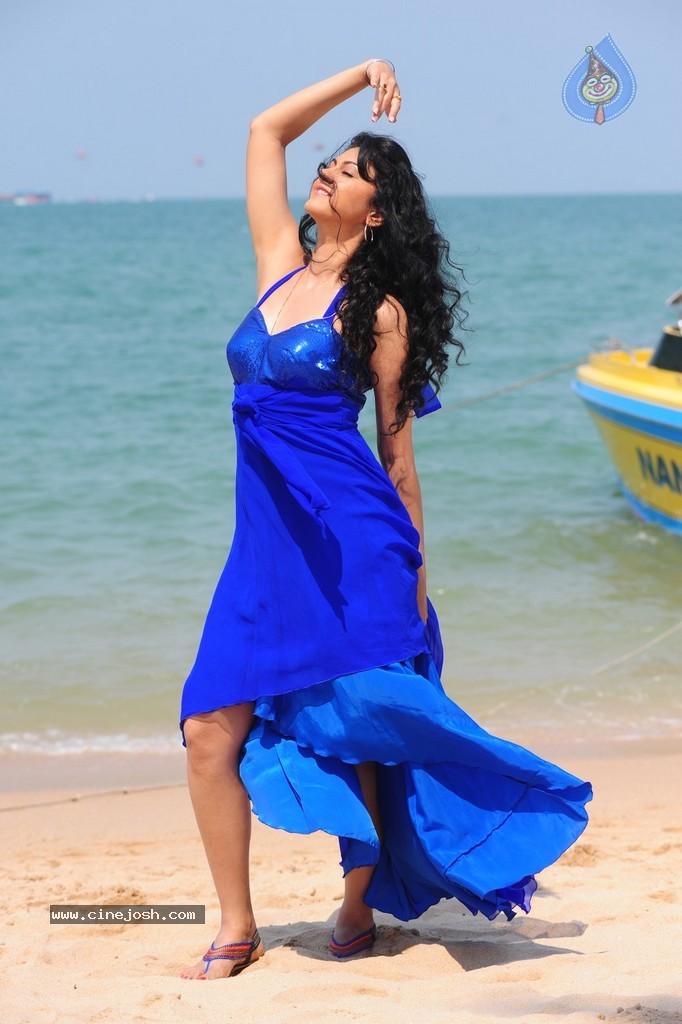 Kamna Jethmalani Images - 38 / 74 photos