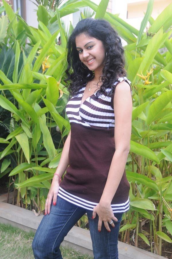 Kamna Jethmalani Stills - 2 / 23 photos