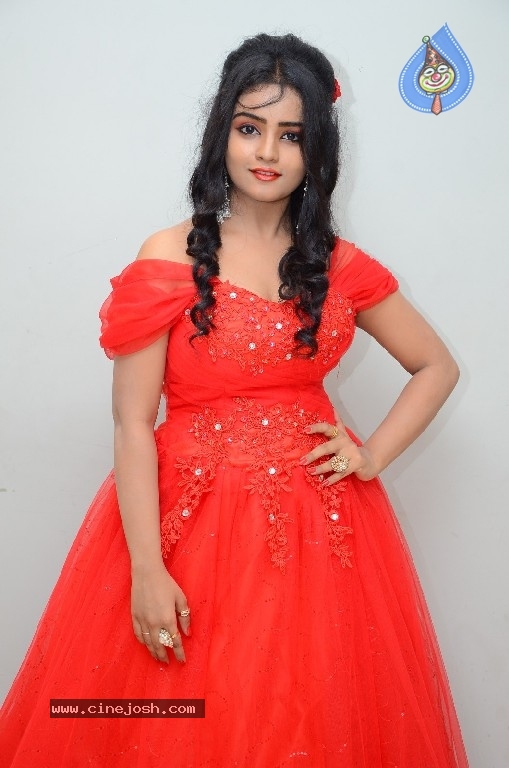 Karuna Kathirine Stills - 11 / 21 photos