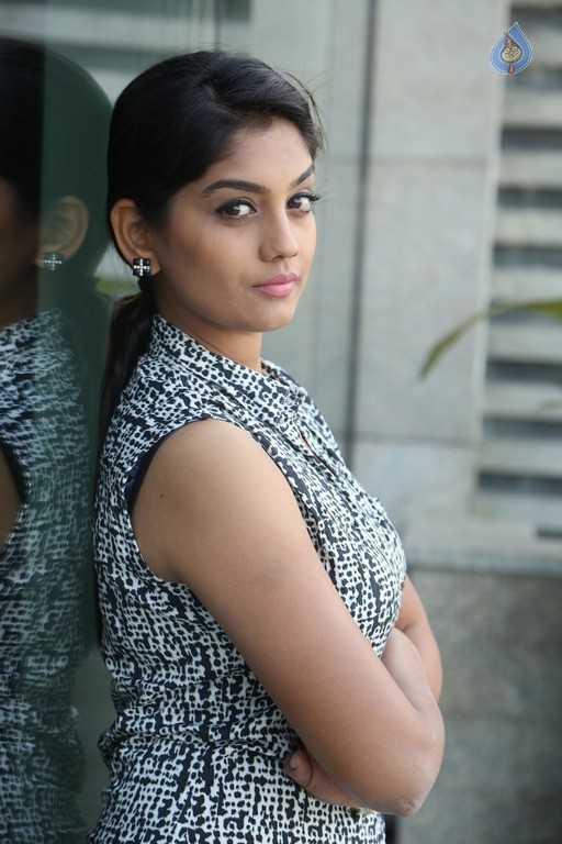 Karuna Latest Gallery - 27 / 68 photos