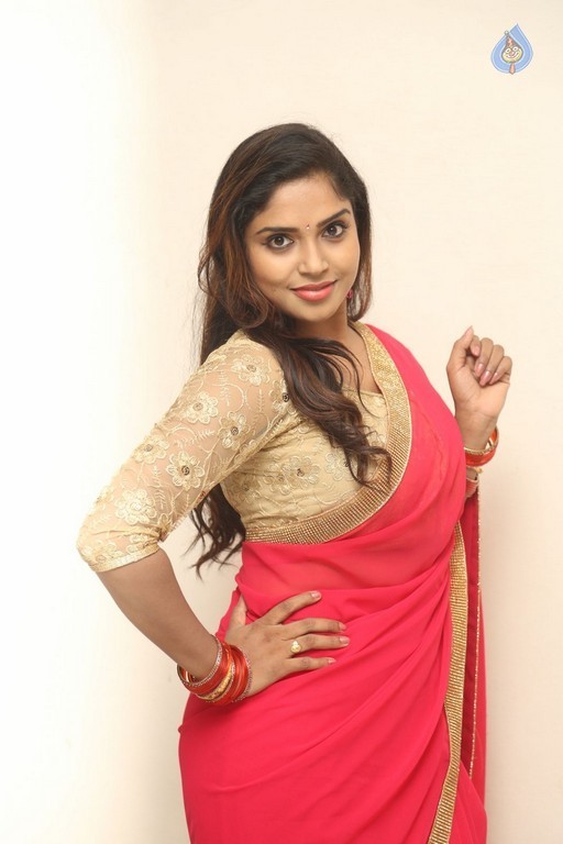 Karunya Latest Photos - 17 / 39 photos