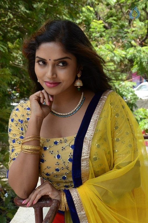 Karunya New Photos - 34 / 40 photos