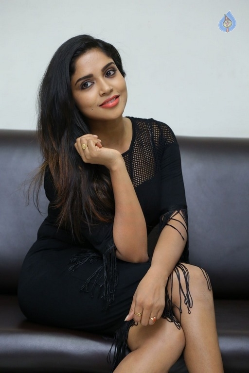 Karunya New Pics - 8 / 36 photos