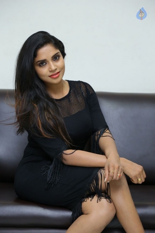 Karunya New Pics - 9 / 36 photos