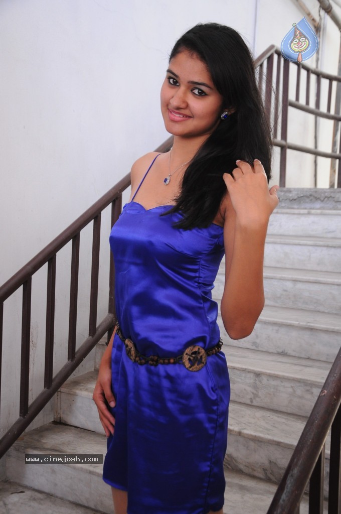 Kausalya New Stills - 11 / 36 photos