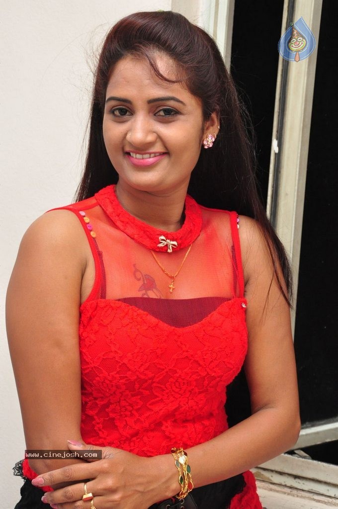 Kaveri New Pics - 5 / 61 photos