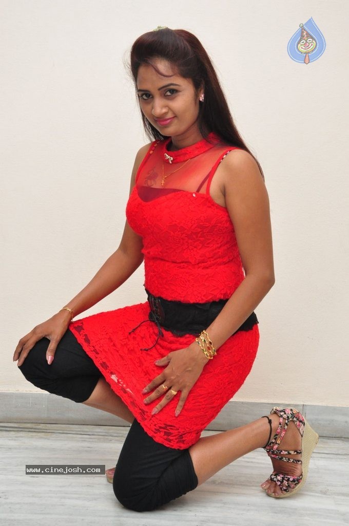 Kaveri New Pics - 52 / 61 photos