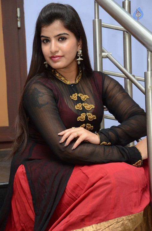 Keerthana New Photos - 9 / 42 photos