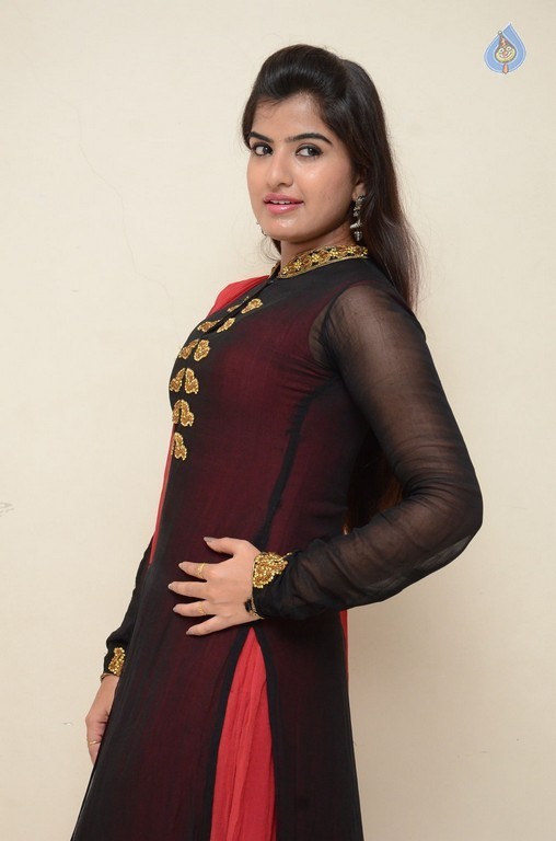 Keerthana New Photos - 35 / 42 photos