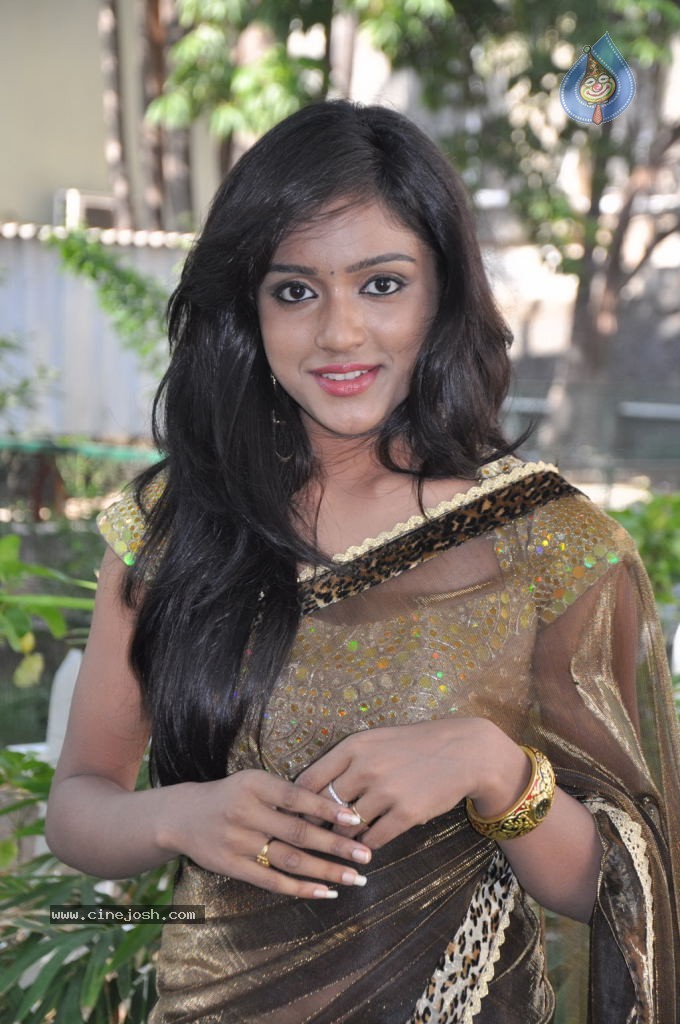 Keerthi New Stills - 27 / 37 photos