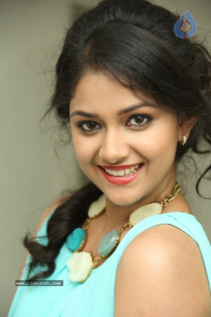 Keerthi Stills - 45 / 120 photos