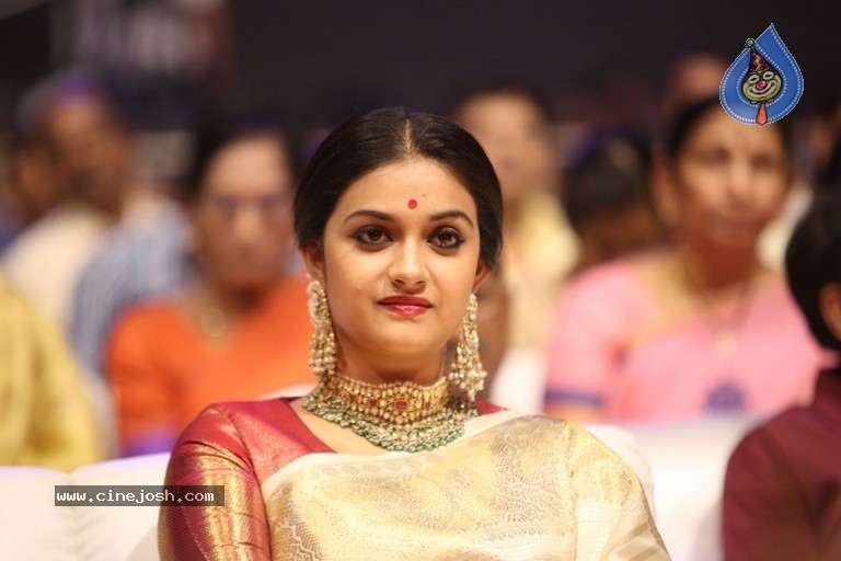 Keerthy Suresh New Pics - 6 / 21 photos