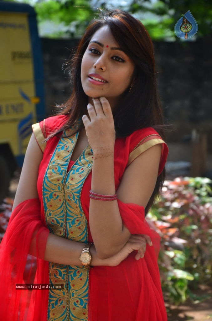 Khenishna Chandran Stills - 10 / 40 photos