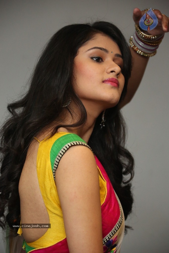 Khushi Stills - 51 / 68 photos