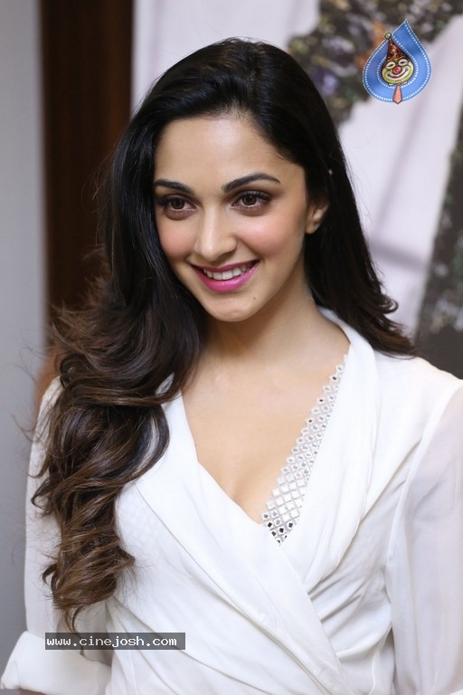 Kiara Advani Photos - 22 / 40 photos