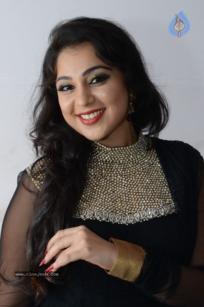 Krathi Stills - 39 / 50 photos