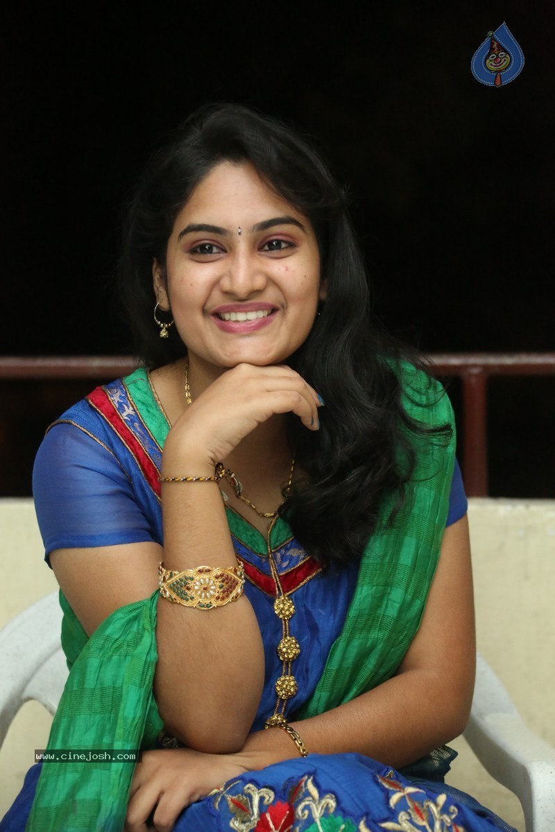 Krishnaveni New Gallery Photo 15 of 60