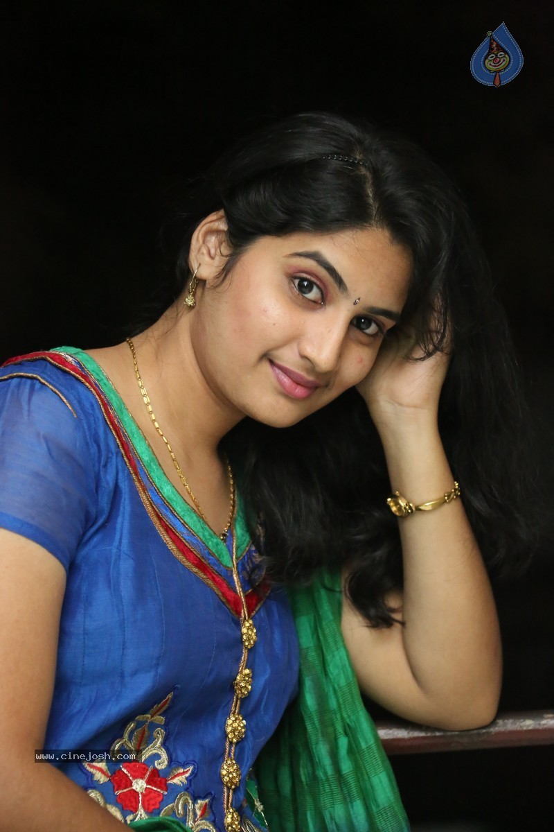 Krishnaveni New Gallery - 30 / 60 photos