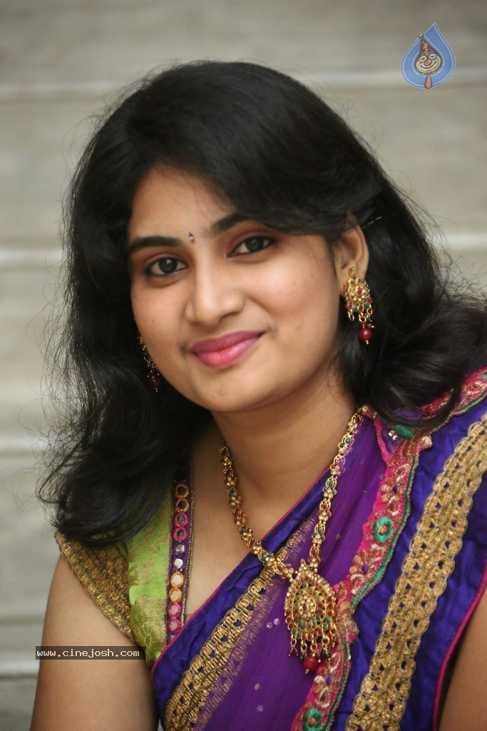 actress krishnaveni hot