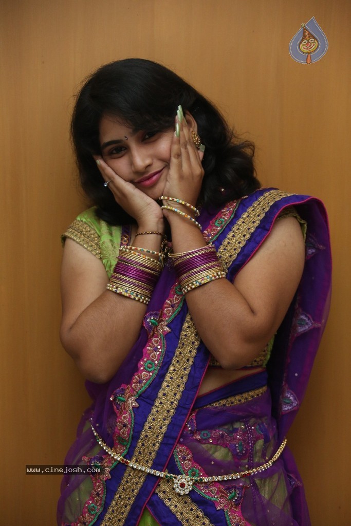 Krishnaveni Stills - 94 / 151 photos