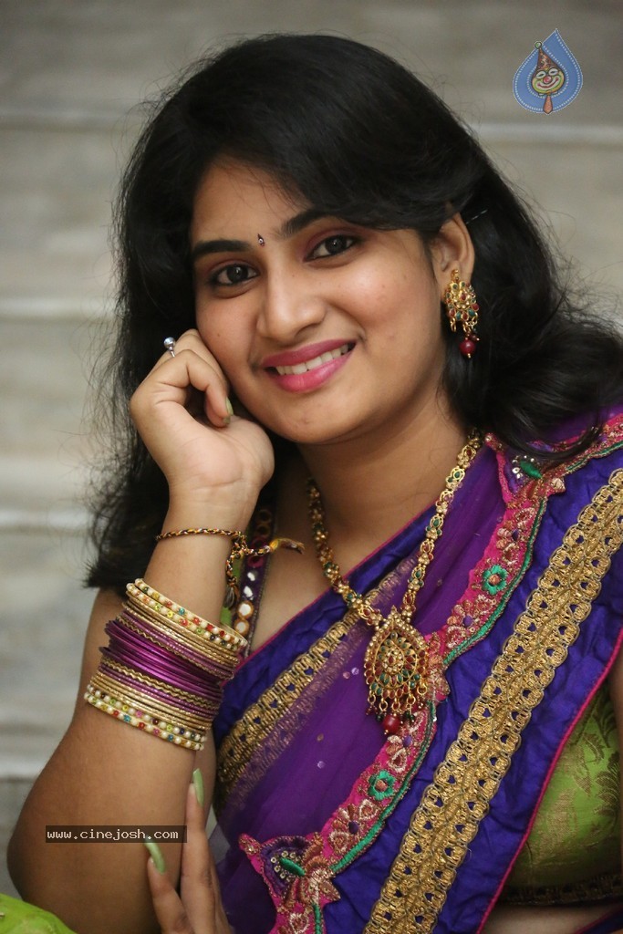 Krishnaveni Stills - 105 / 151 photos