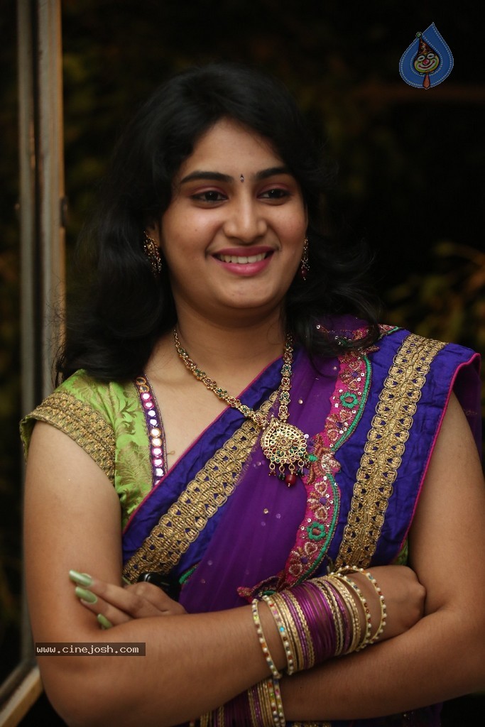 Krishnaveni Stills - 112 / 151 photos