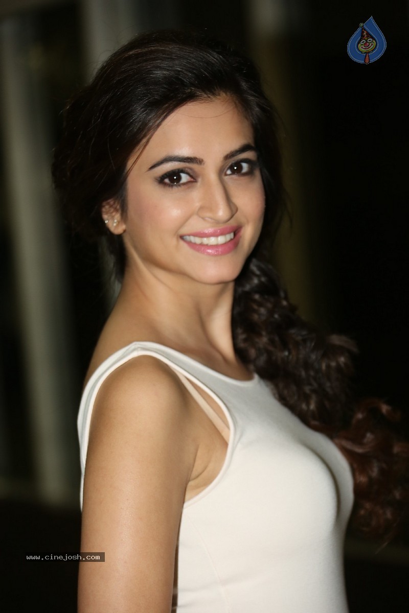 Kriti Kharbanda Stills - 32 / 103 photos