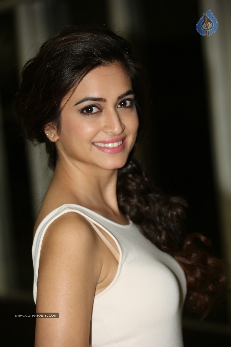 Kriti Kharbanda Stills - 42 / 103 photos